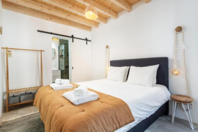 Privilege Casa Perto do Mar with Rooftop Jacuzzi